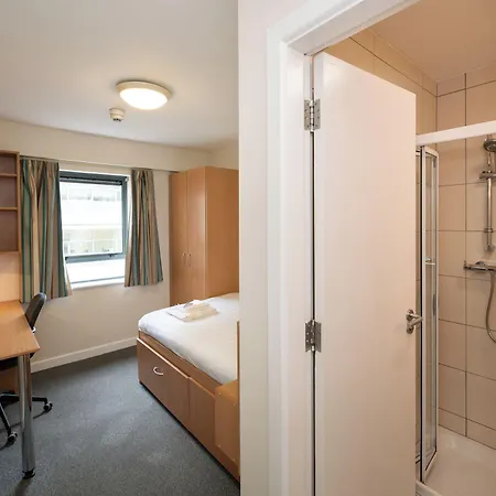 Victoria מלון קורק