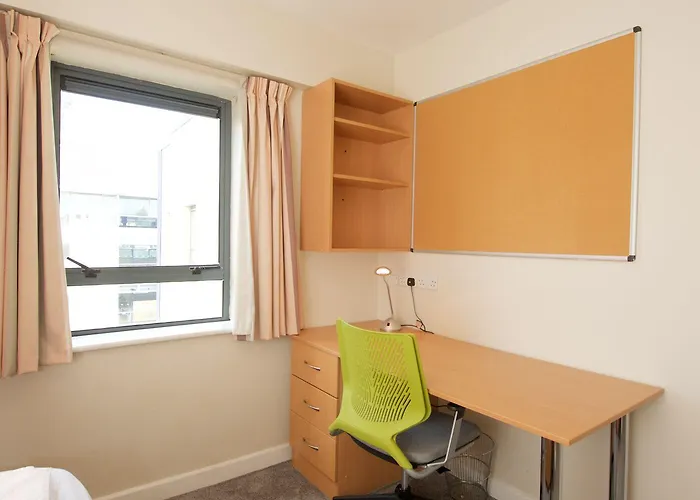 Отель Victoria *